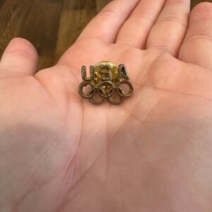 Vintage USA Olympics Pin